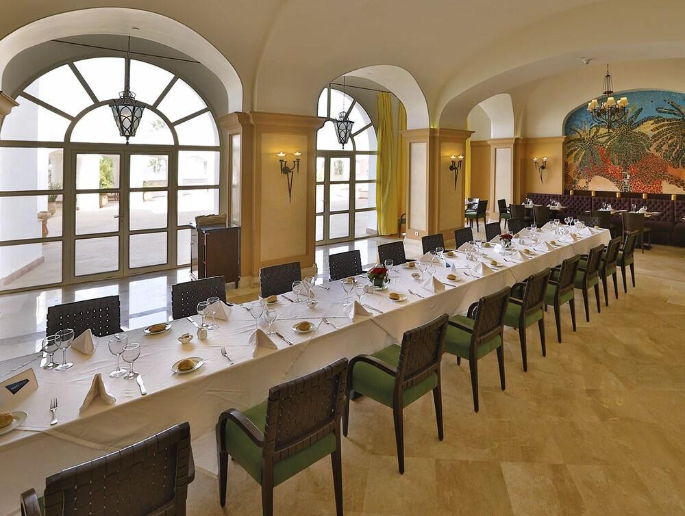 L' Amphitrite Palace Beach Resort & Spa Skhirat Eksteriør bilde